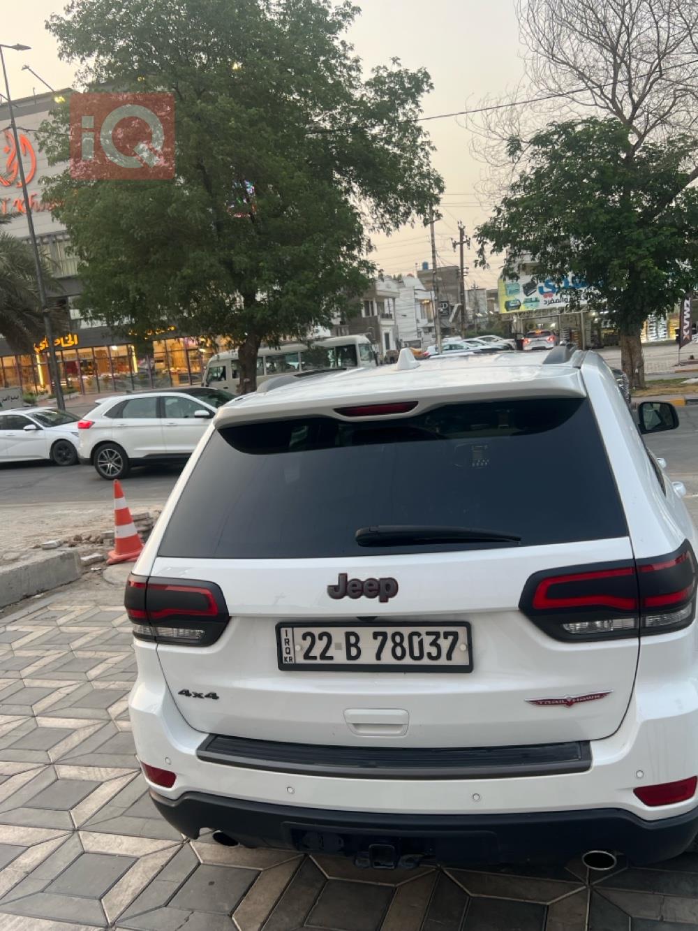 جیپ گراند شیرۆکی